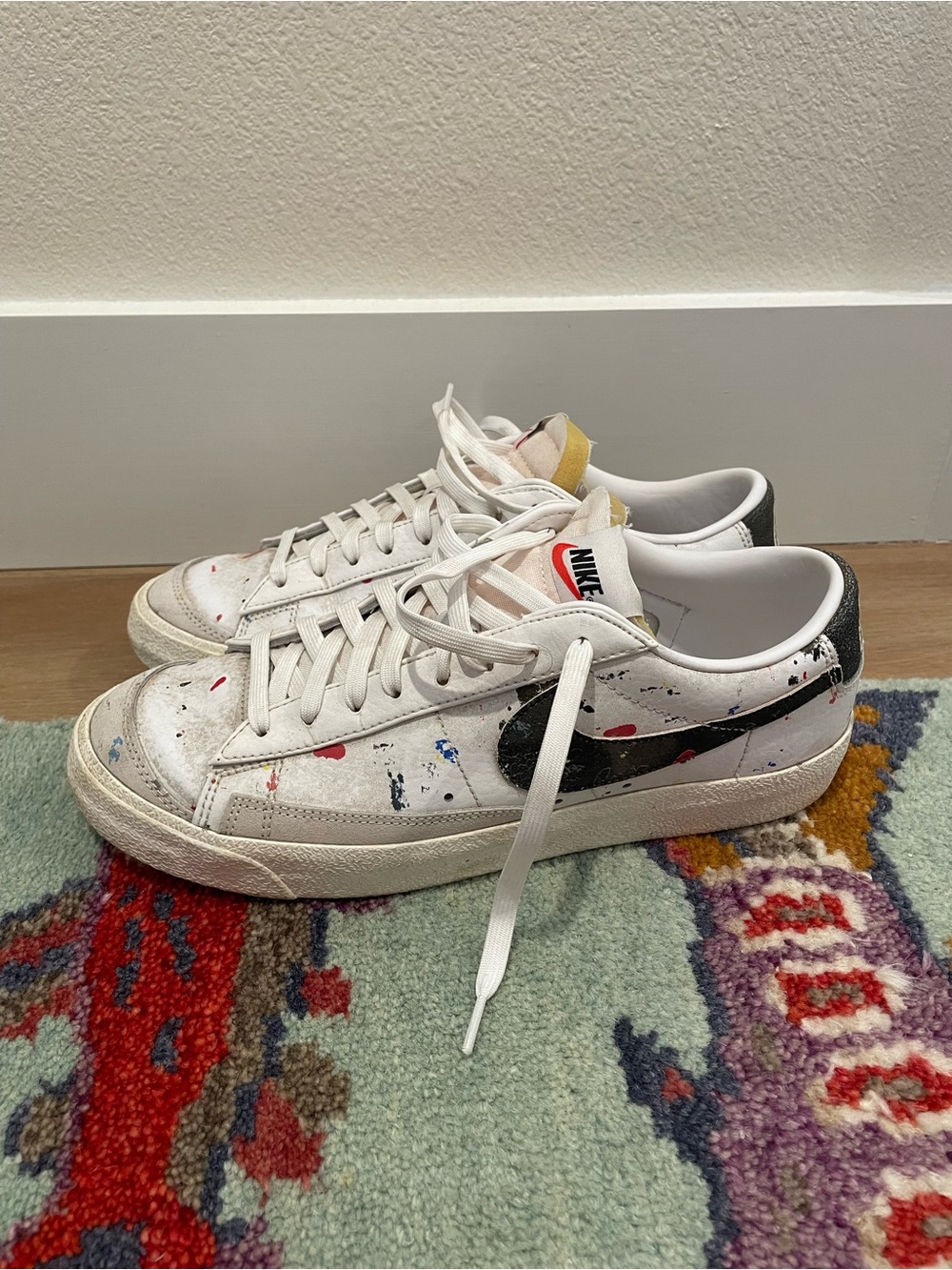 Nike Blazer Low 77’ Paint Splatter Men’s Low Top Sneakers 10